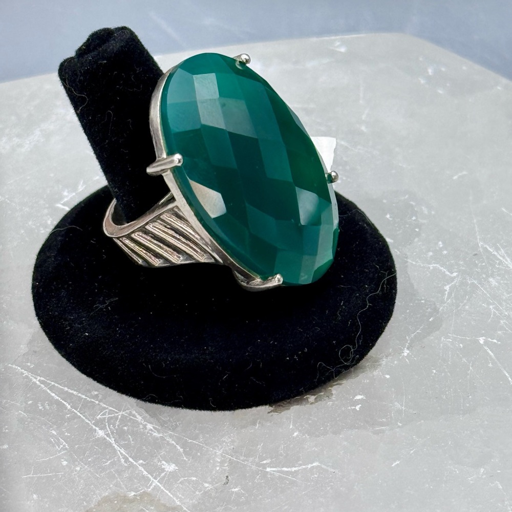 Elegant Green Onyx Gemstone Sterling .925 Ring - Picture 7 of 9